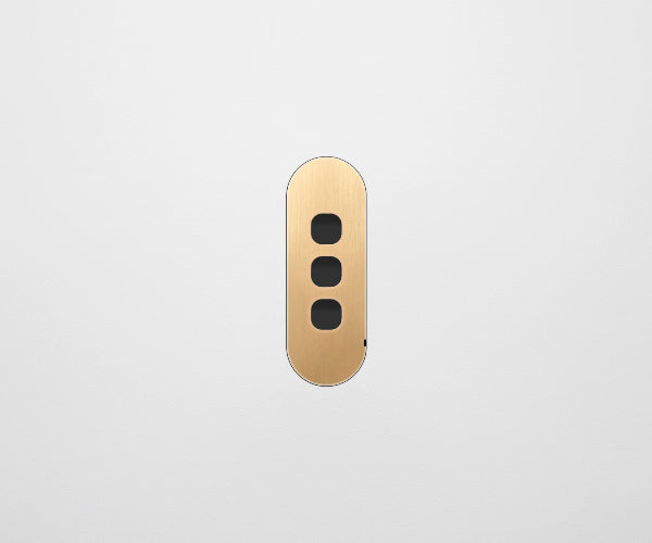 ZETR Carbon 3 Gang Faceplate