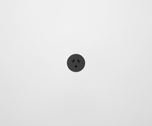 ZETR 48 Round Series Single Powerpoint Outlet With Round Pin in black