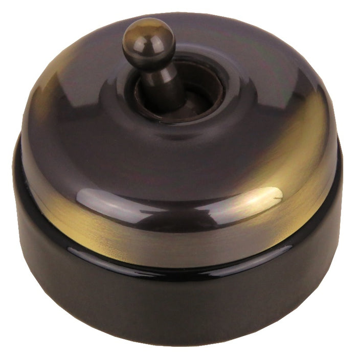 Classic 30 Series 10a Toggle Switch With Smooth Shallow Cover And Porcelain Base