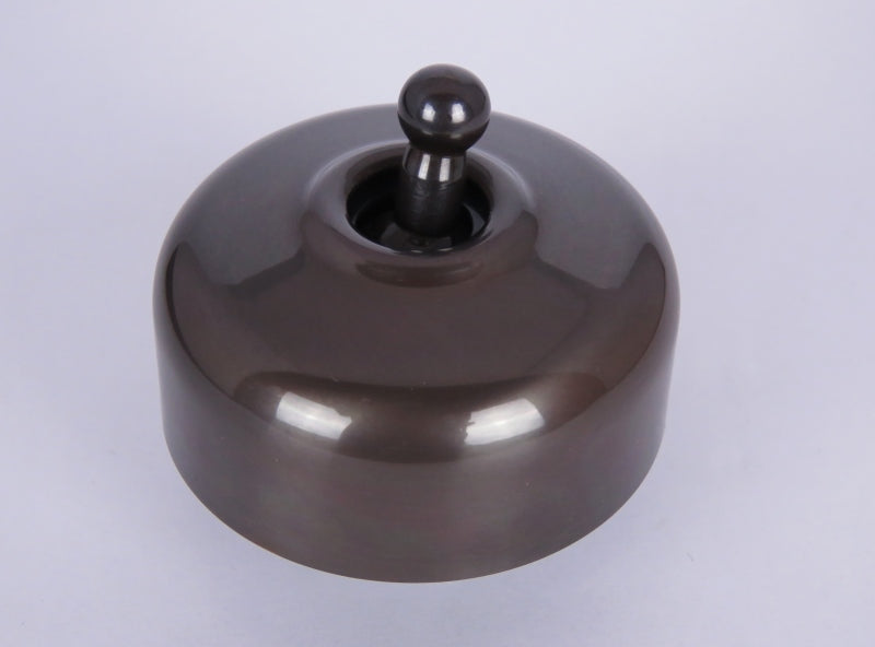 Classic 55 Series 10a Toggle Switch With Smooth Deep Covers