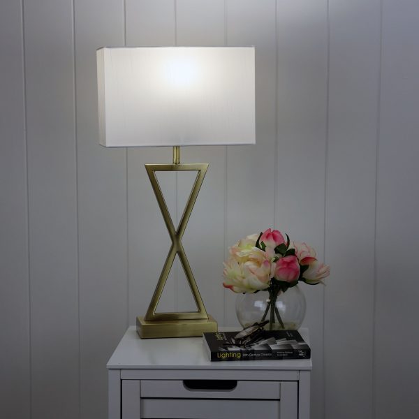 Kizz Stylish Bedside Lamp