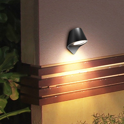 PIL - Surface Mounted Wall Light